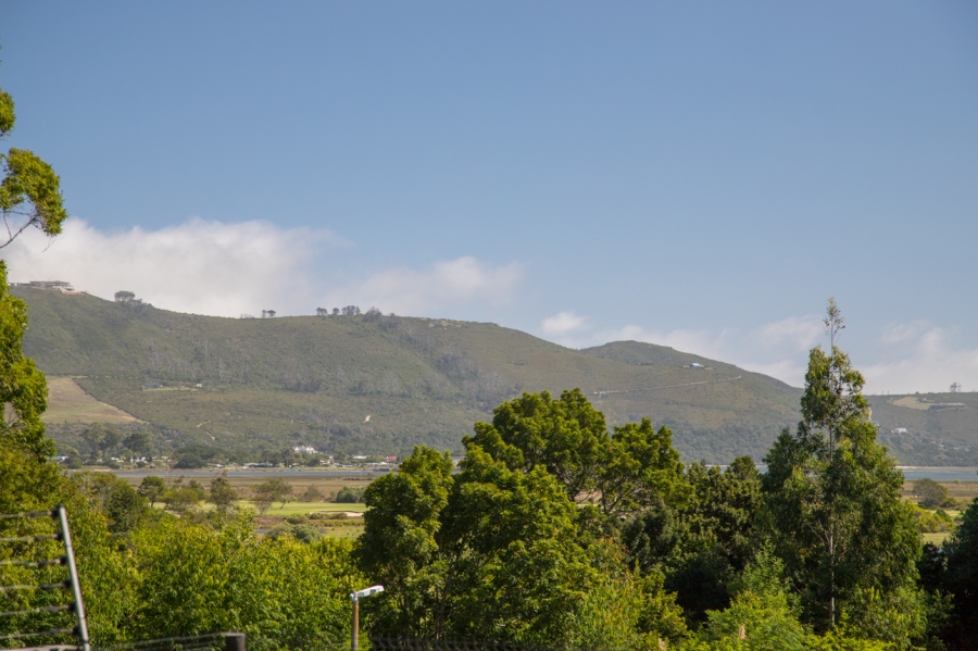 To Let 4 Bedroom Property for Rent in Hunters Home Western Cape